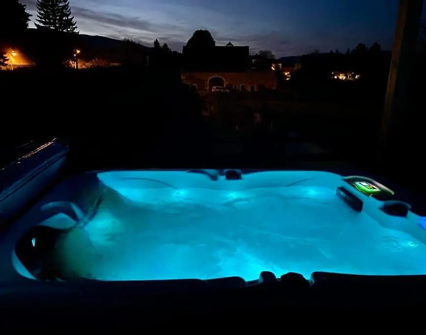 Maison Des Vues Imprenables, Jacuzzi, 1H15 Geneva Champagne-en-Valromey